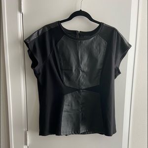 Worthington faux leather sleeveless top size XL